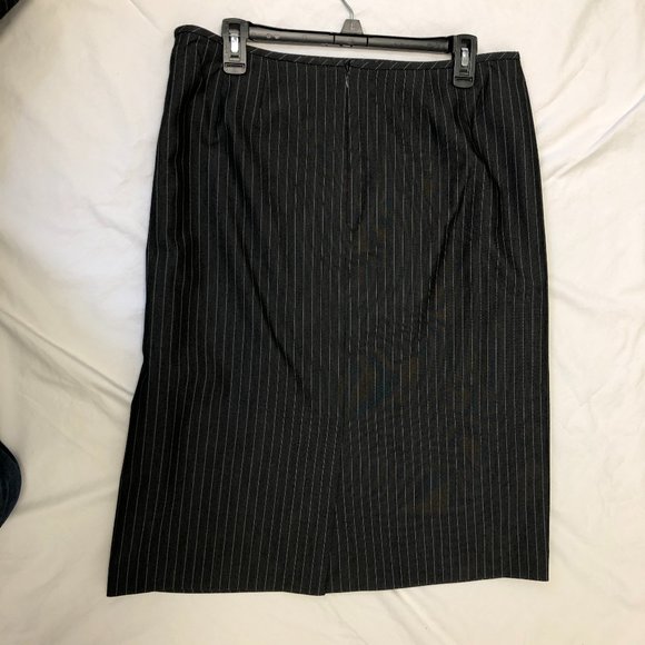 Skirt Suit "Evan Picone" Charcoal Grey Pin-Striped, $200 new - Picture 6 of 8